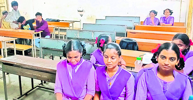 బడిలో2