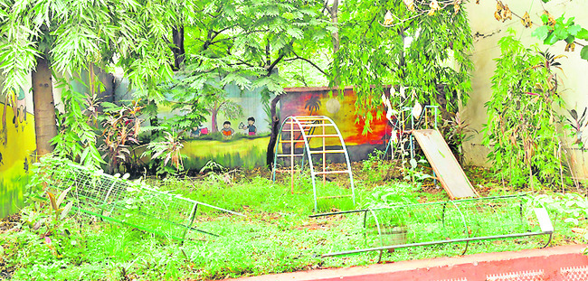 బడిలో1