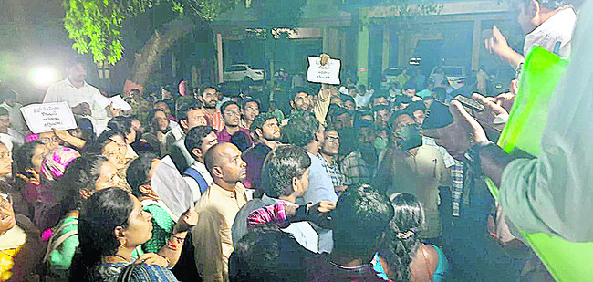 క్లస్టర్‌ ఖాళీలు చూపించాల్సిందే.. 1