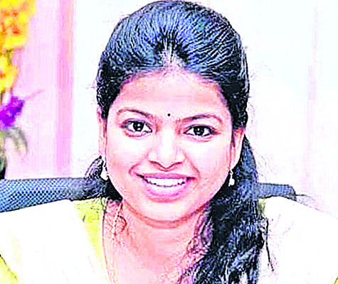 హనుమకొండ కలెక్టర్‌గా స్నేహ శబరీష్‌2