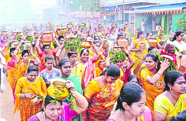 పోతవరంలో నేడు గంగానమ్మ జాతర 1
