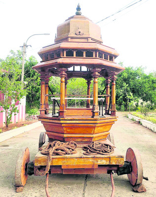 జగన్నాథుని రథోత్సవాలకు ముమ్మరంగా ఏర్పాట్లు 2