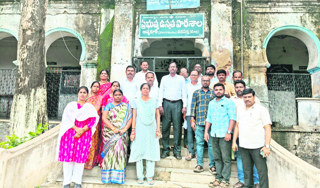 ప్రభుత్వ కళాశాలల్లో నాణ్యమైన బోధన 1