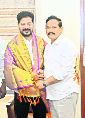 మున్సిపాలిటీల అభివృద్ధికి రూ.150 కోట్లు
2