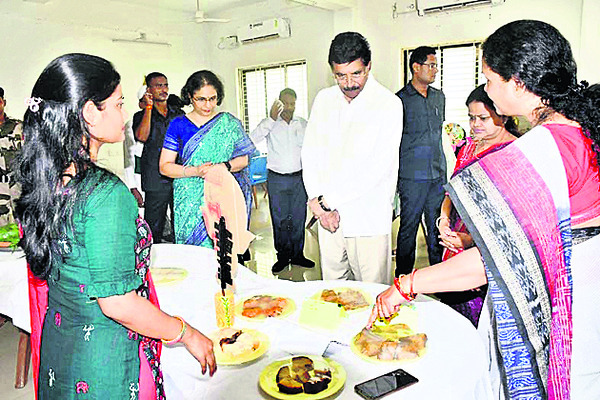 ఉపాధ్యాయులకు కంటి పరీక్షలో శిక్షణ1