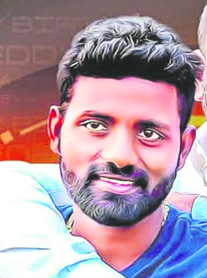 టీడీపీ ఎమ్మెల్యే అనుచరుడిపై పోక్సో కేసు1