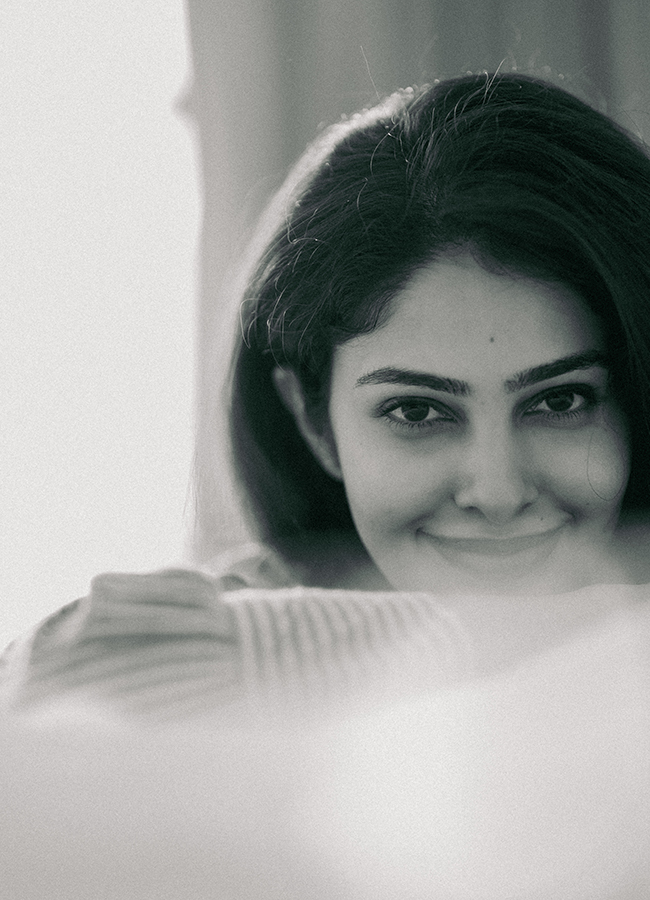Actress Manasa Varanasi New Photoshoot4