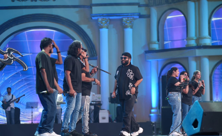 Grand Gaddar film Awards Ceremony At Hyderabad Photos12