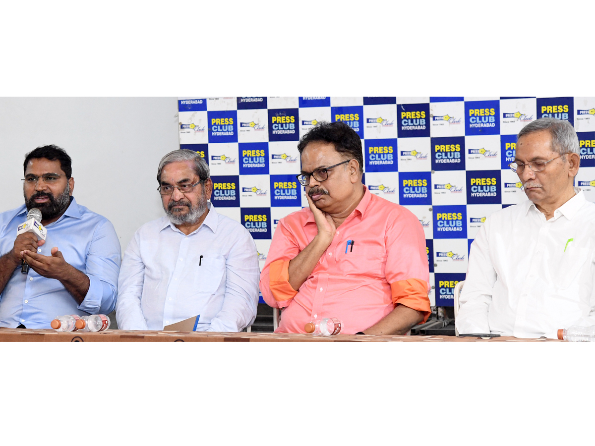 Roundtable meeting on Democracy And press freedom At Somajiguda Press Club Photos3