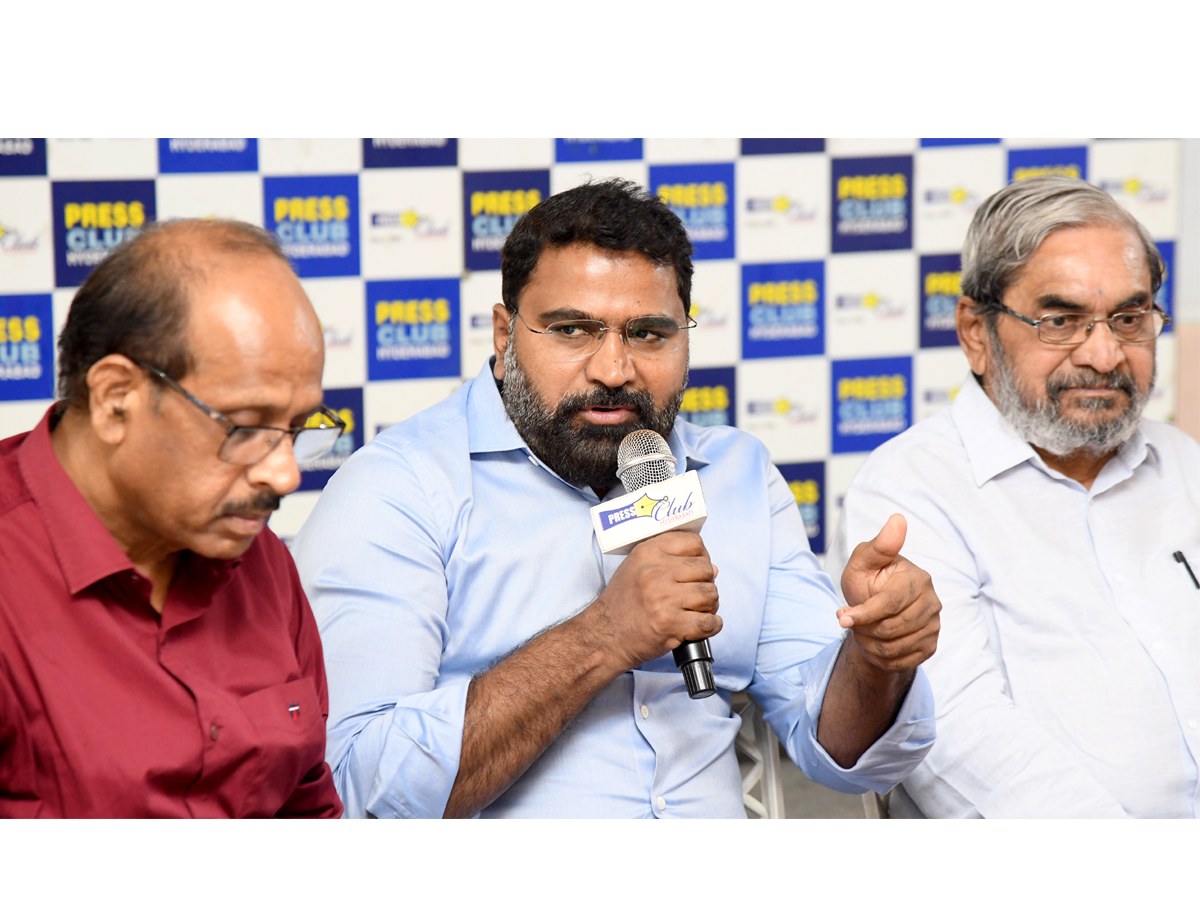 Roundtable meeting on Democracy And press freedom At Somajiguda Press Club Photos7