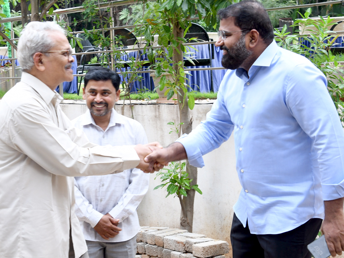 Roundtable meeting on Democracy And press freedom At Somajiguda Press Club Photos20