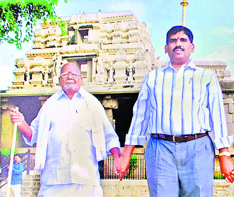 నాన్నే ఆదర్శం 1