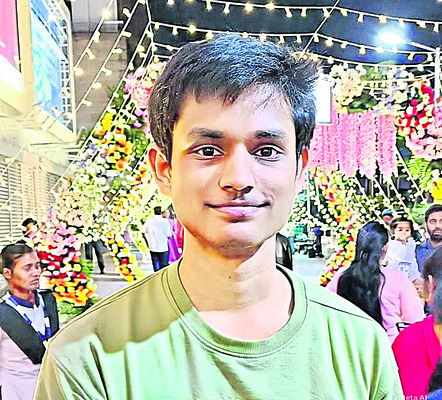 ‘నీట్’ ఫలితాల్లో అదుర్స్ 3