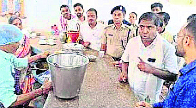 ఉప్పొంగిన రాయరకెరె ●2