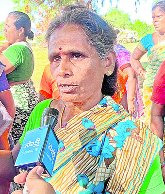నాగాలమ్మ ఆలయం నేలమట్టం
8