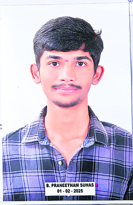 నీట్గా మెరిశారు.. 3