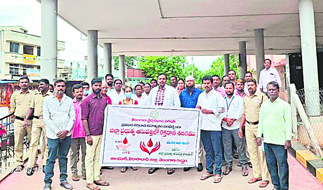 సీఎం రేవంత్రెడ్డిని కలిసిన మున్సిపల్ మాజీ చైర్మన్ 2
