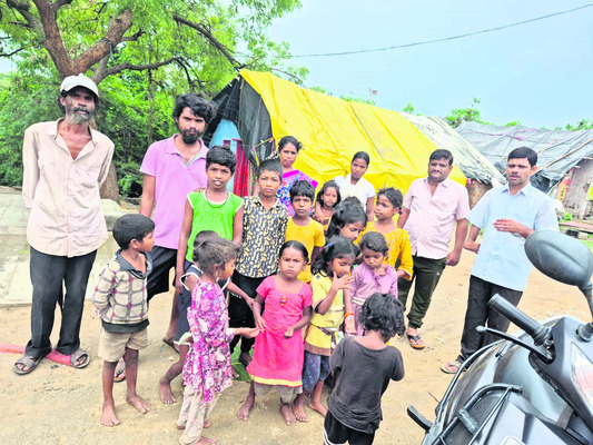 బడిబాటలో ‘ప్రత్యేక’ పిల్లల గుర్తింపు1