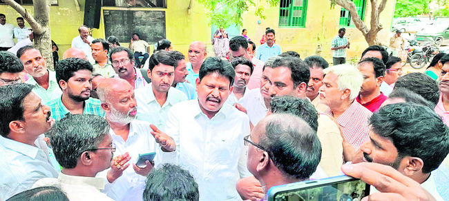 ● వారం రోజులుగా సాగిన టీచర్ల కౌన్సెలింగ్ ● ఉమ్మడి చిత్2