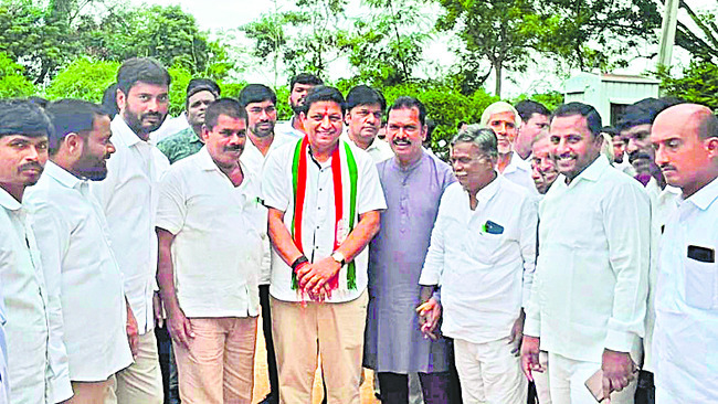 రైతు నేస్తంపై నేడు సీఎం వీడియో కాన్ఫరెన్స్
1