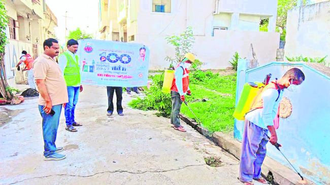 నిరంతరం పారిశుధ్య పనులు 1