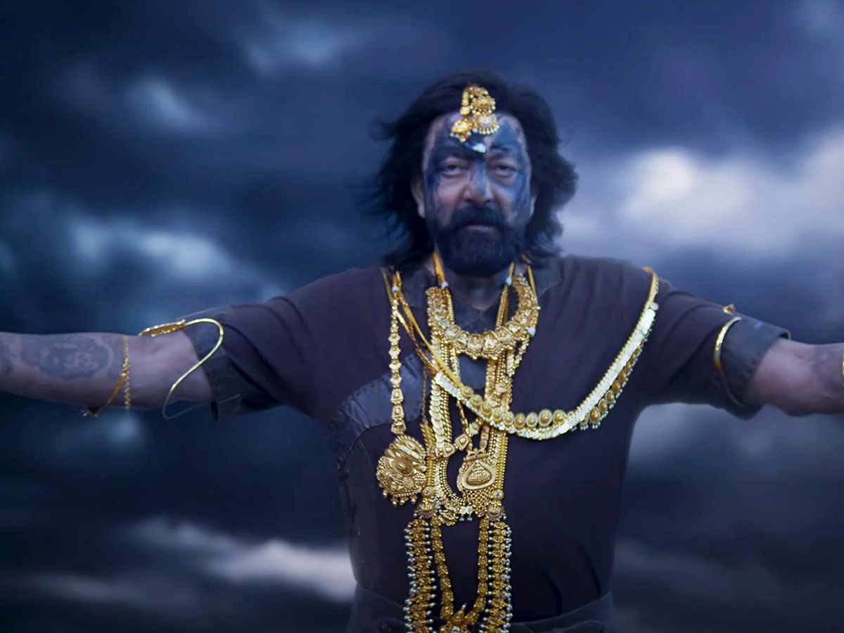 Prabhas The Raja Saab Movie HD Stills23