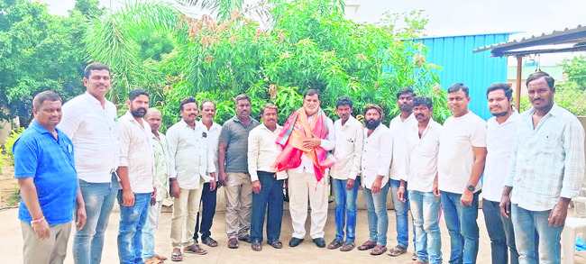 స్థానిక ఎన్నికలకు కార్యకర్తలు సిద్ధం కావాలి1