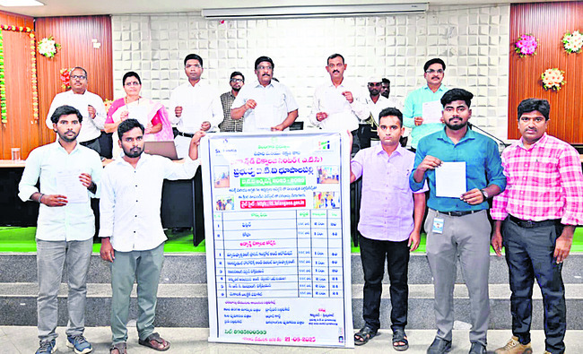 ప్రజావాణి ఫిర్యాదులు పరిష్కరించాలి1