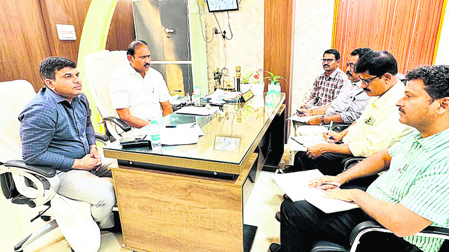 వయోవృద్ధులపై వేధింపులు బాధాకరం2