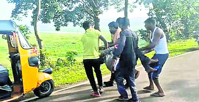 గుణుపూర్లో వినతుల స్వీకరణ 3