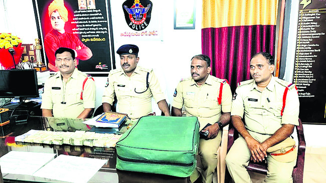 ప్రత్యేక కేటగిరీ అభ్యర్థుల సర్టిఫికెట్ల పరిశీలన 1
