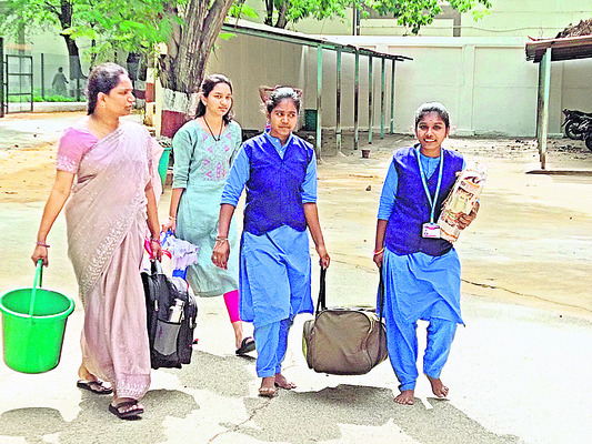 బాధ్యత మీది.. బరువు మాది!1