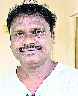 తల్లిదండ్రుల ఆందోళన2