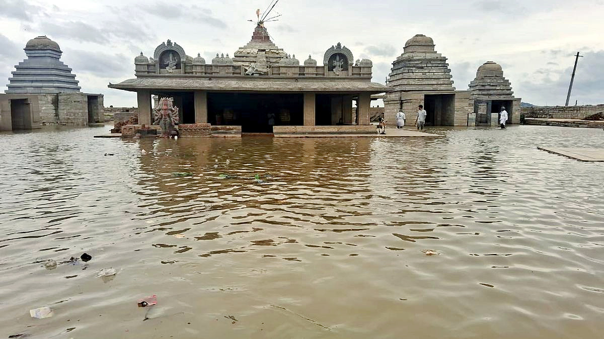 Sangameswara temple is a Hindu temple in the Nandyal district19