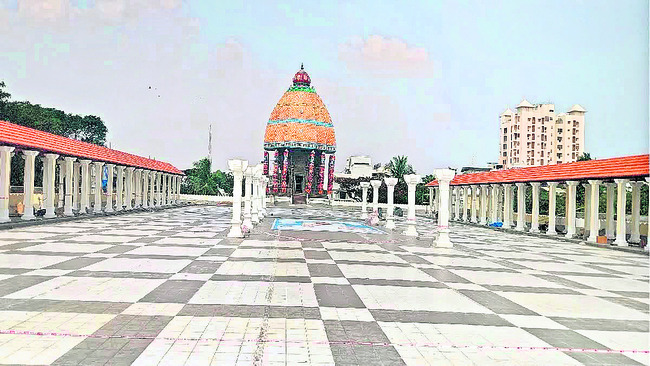 సందర్శనకు సన్నద్ధం 1