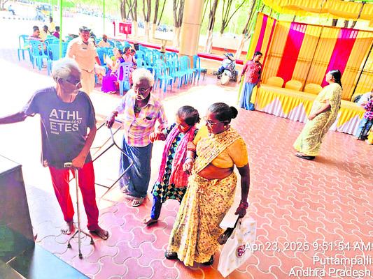 సమస్యల వలయంలో కడప ‘రిమ్స్’ 1