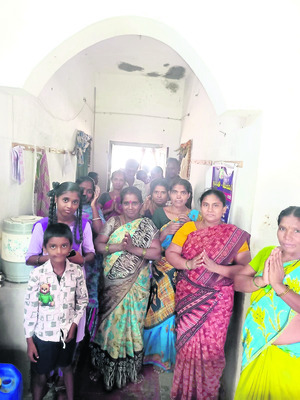 కొందరికే తల్లికి వందనం 1