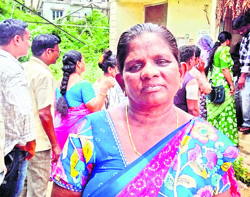 కనెక్షనే లేదు.. బిల్లు ఎక్కువ వచ్చిందంటా
2