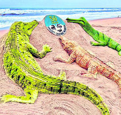 ఆకర్షించిన సైకత మొసళ్లు 2