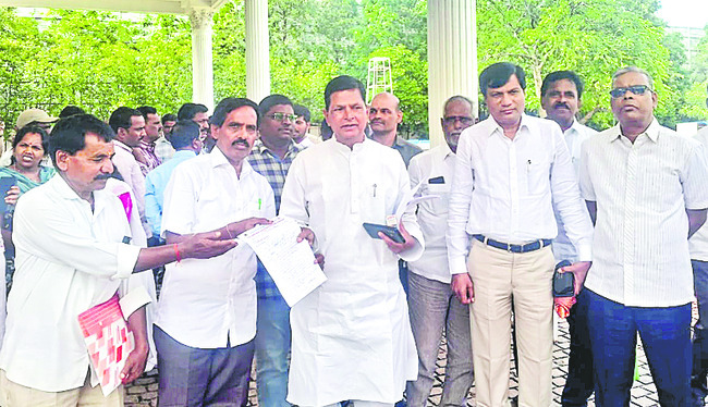 కల్యాణ మండపంలో షార్ట్ సర్క్యూట్ 1