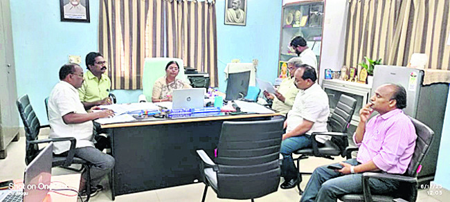 సుందరయ్యగూడ పరిసరాల్లో ఏనుగులు 2