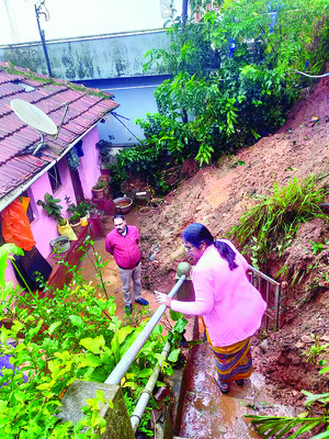 నదులు, వాగులు ఉధృతం 2