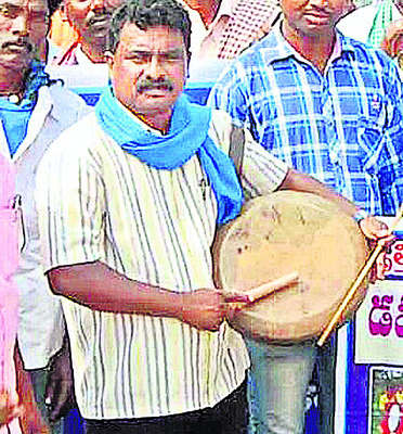 పెన్షన్ ప్లీజ్..! 1