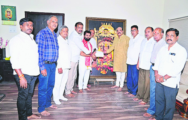 29న దుర్గమ్మకు తెలంగాణ బంగారుబోనం1