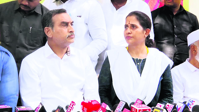 ప్రజలు మార్పు కోరారు. అదృష్టవశాత్తు ఎమ్మెల్యే అయ్యారు. 3