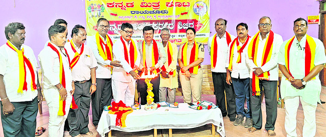 జొన్నల కొనుగోలు కోసం రాస్తారోకో 3