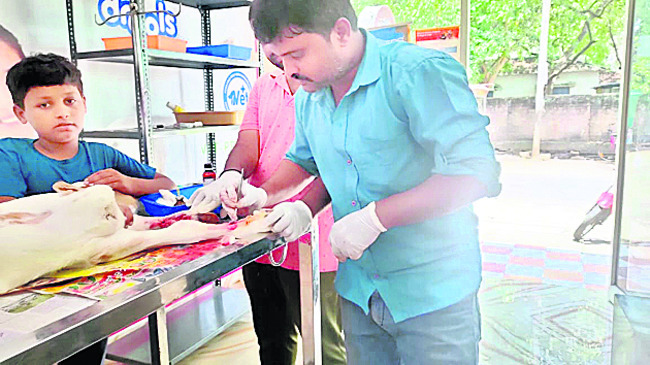 మున్సిపల్ ఇంజినీరింగ్ కార్మికుల ‘వంటా–వార్పు’ 1