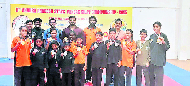 శ్రీకాకుళం రూరల్‌ మండల పరిధిలోని పెదగనగళ్లవానిపేట బీచ్‌1