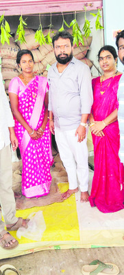 మంత్రికి ప్రొటోకాల్తో పనిలేదా? 1