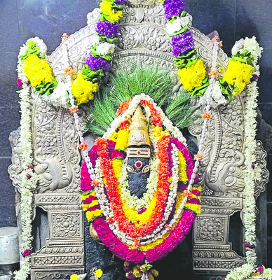 అన్న ప్రసాద భవనానికి విరాళాలు 2